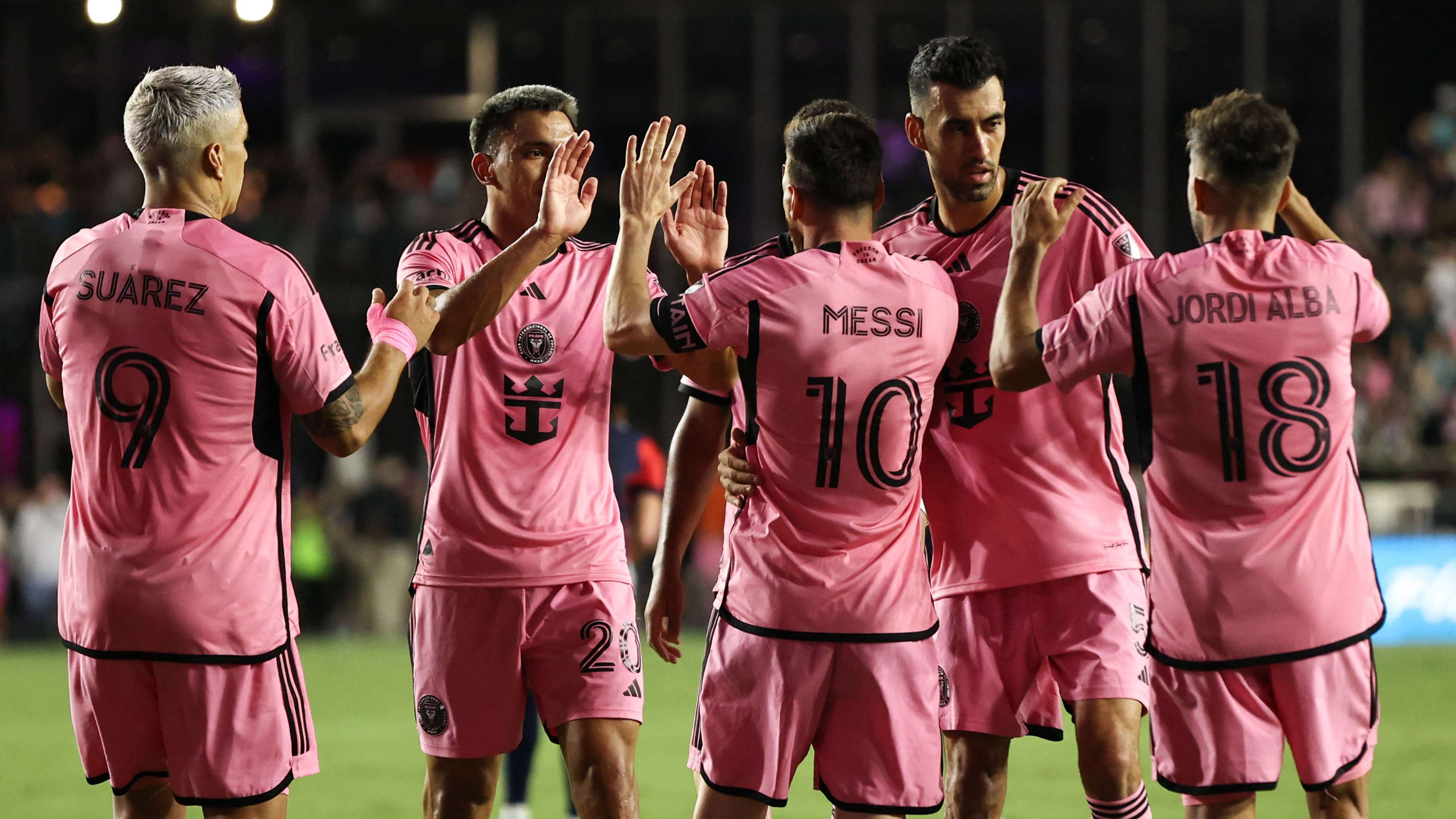 他的表现令 他的表现令